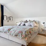 Apartman In *